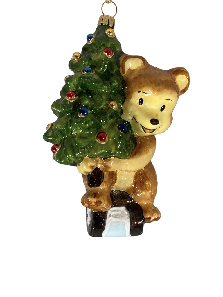 bear is bringing treetopper , 4431