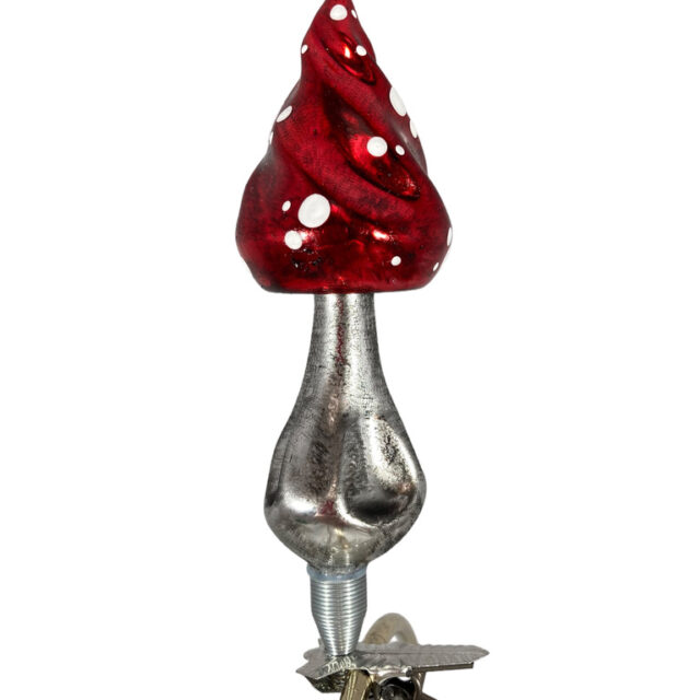 mushroom twisted hat
