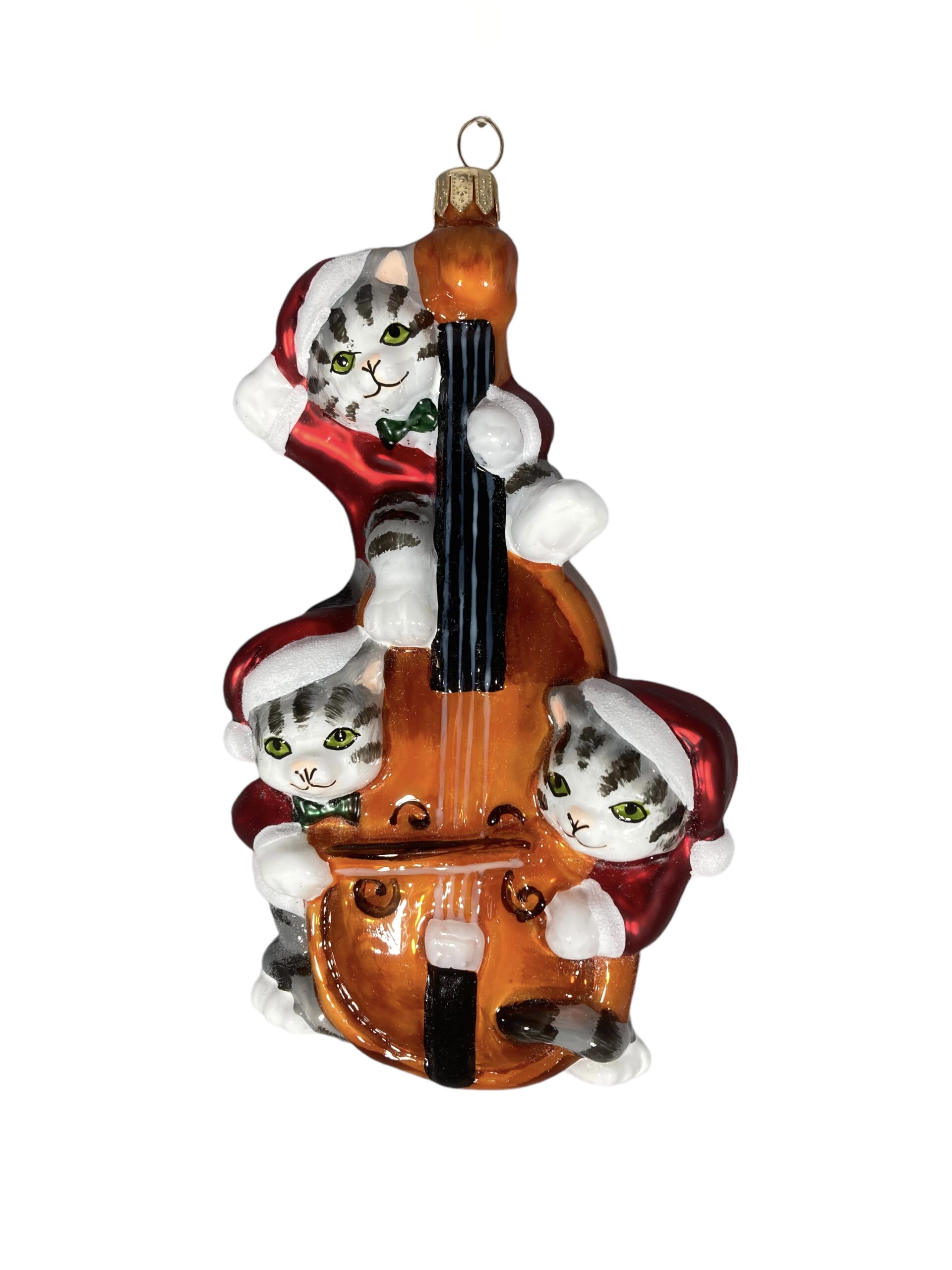 cats playing music
