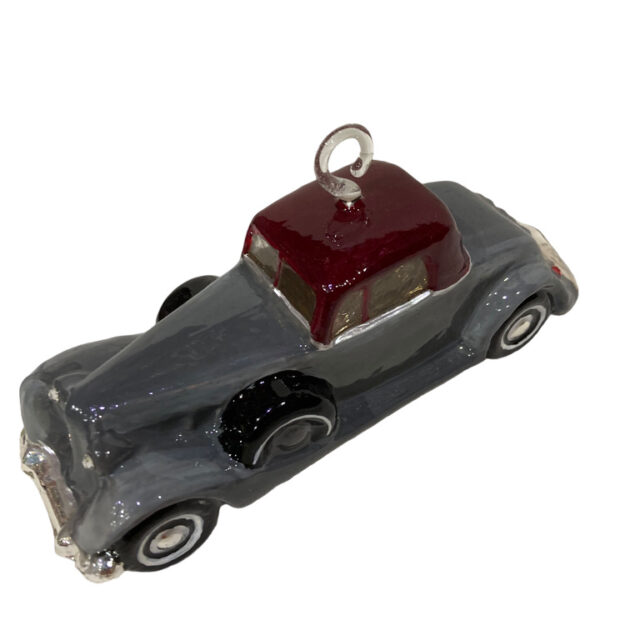 nostalgia, nostalgie, kerstmis, christmas, christmasdecoration, christmastime, kerstversiering, kerststijd, onoffakind, unika, glassornaments, glazenkerstversiering, xmas, xmastoys, car, coupe, auto, transport