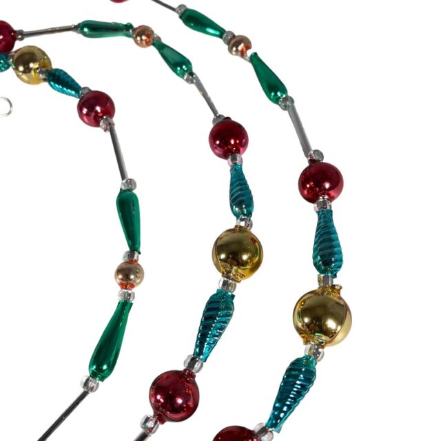 garland, ketting, kerstslinger, christmasgarland, kerst, christmas, christmasdecoration, kerstversiering, xmastoys, xmasgarland, christmastoys, kerskboom, christmastree, holidayornaments, holdiay season, the season to be jolly, kerstkralen, beaded ornaments