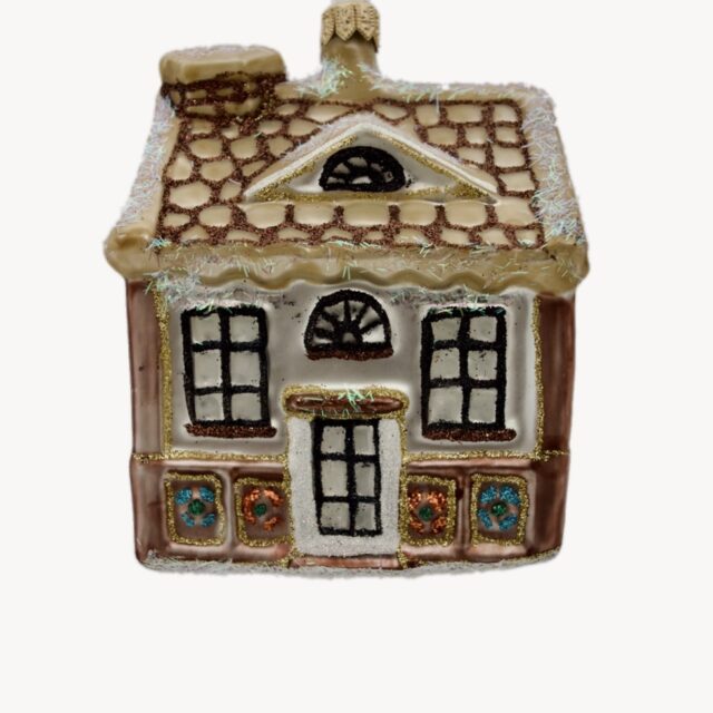 church, kerk,town house, stadshuis, building, faith, geloof, religie, religion, mans' best friend, friendship, love, compassion, , kerst, christmas, christmas decorations, glass ornaments, christmastree, kerstboom, saint Nick, Santa claus, kris kringle, wiehnachten, wiehnachtsdecko, natal, navidad, perfectgift, presents for all,