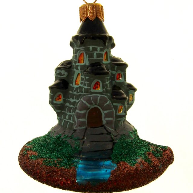 church, kerk, believe, geloof, building, gebouw, fairytale, sprookje, chritmas magic, kerstmagie, wonderland, glass ornament, santa claus, kerstman, kerstmis, christmas, chritmasdecorations, kerst versiering, xmastoys, kerstinspiratie, christmasinspiration, decofun, christmascountdown