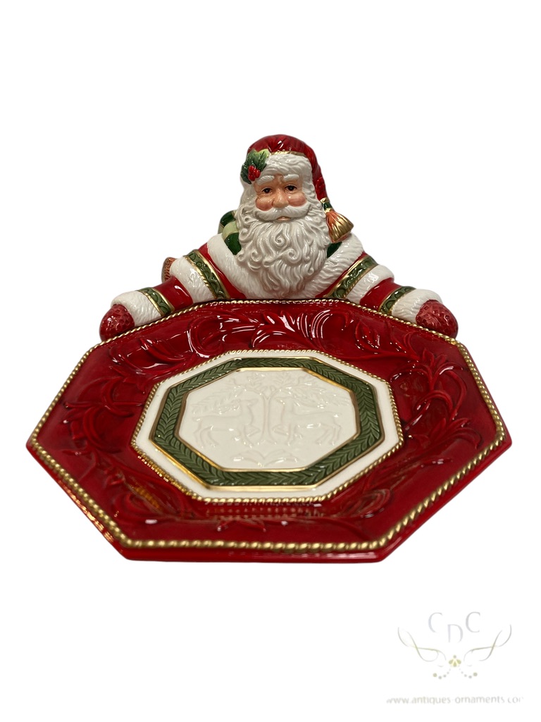 porcelain Santa dish , porseleinen kerstmannen schaal , kerst, santa claus, kerstman, christmas, kerst decoratie, christmasdecoration, santa sled, arenslee, slee van de kerstman,
