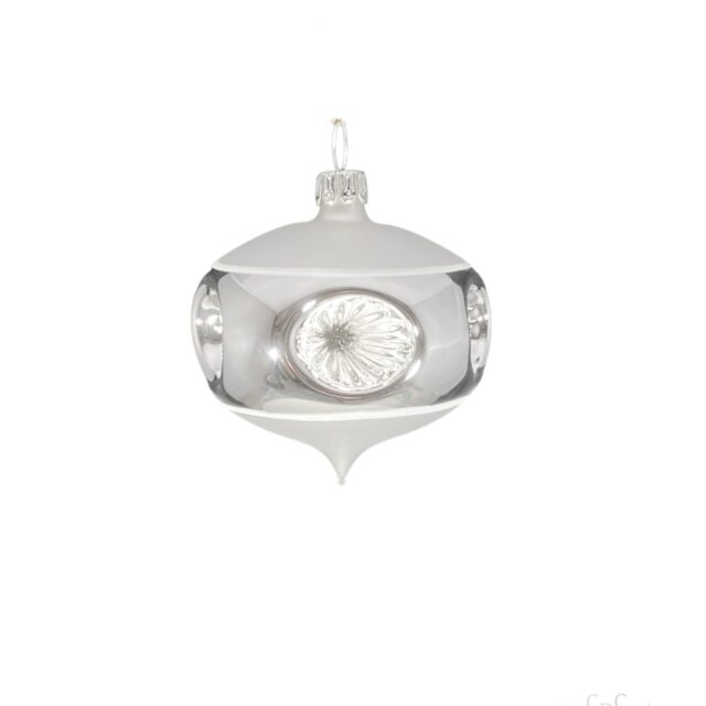 Classic reflex chirstmasdecoration to embellish your home with just that little sparkle. every christmastree needs the reflex glassornaments to stnd out against all the shapes and colors.