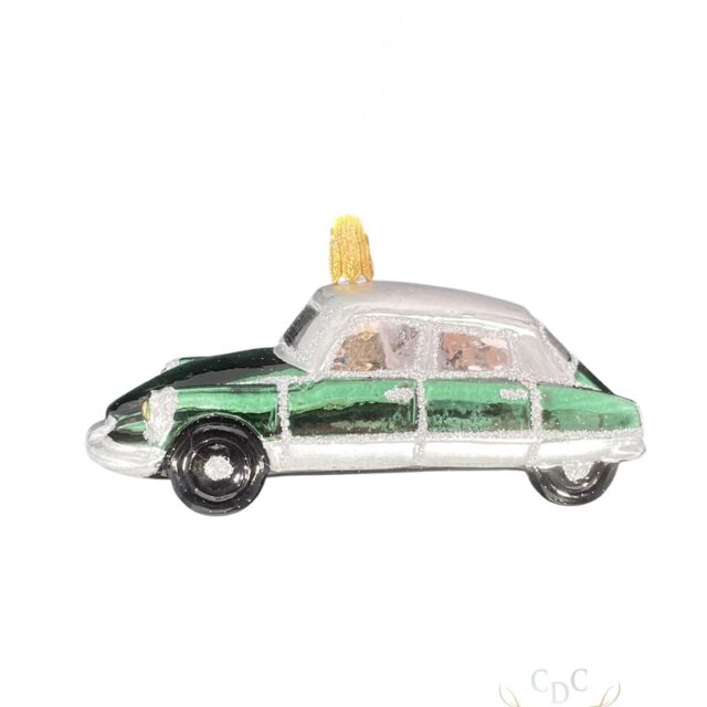 A classic, an icon, treasure the Citroën DS, we nicknamed him the iron. Christmas toys, christmasdecorations, glassornaments, kerst, kerstboom ,iconische auto, transportation,