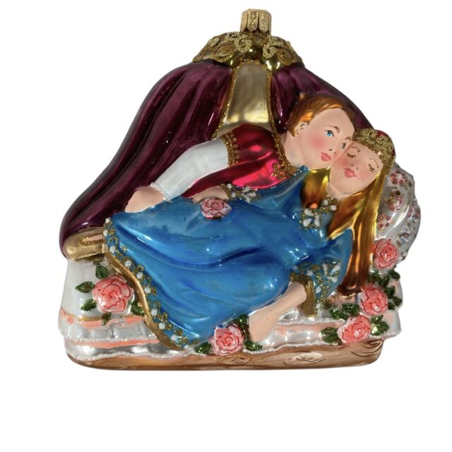 Once upon a time there was a princess that hurt herself on a spindel......