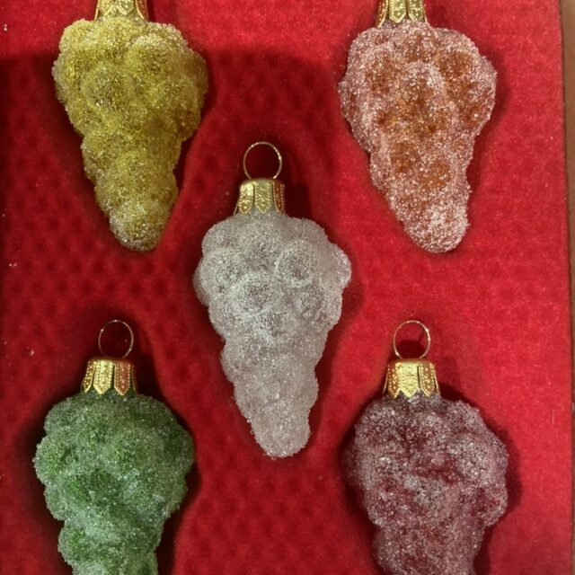 Gummy grapes, candy, snoep, christmas decoration, kerstversiering, glassornaments, christmastree, kerstboom,