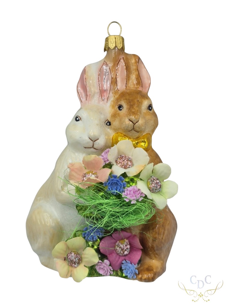 These easterbunnies bring you flowers, deze âashazen brengen bloemen