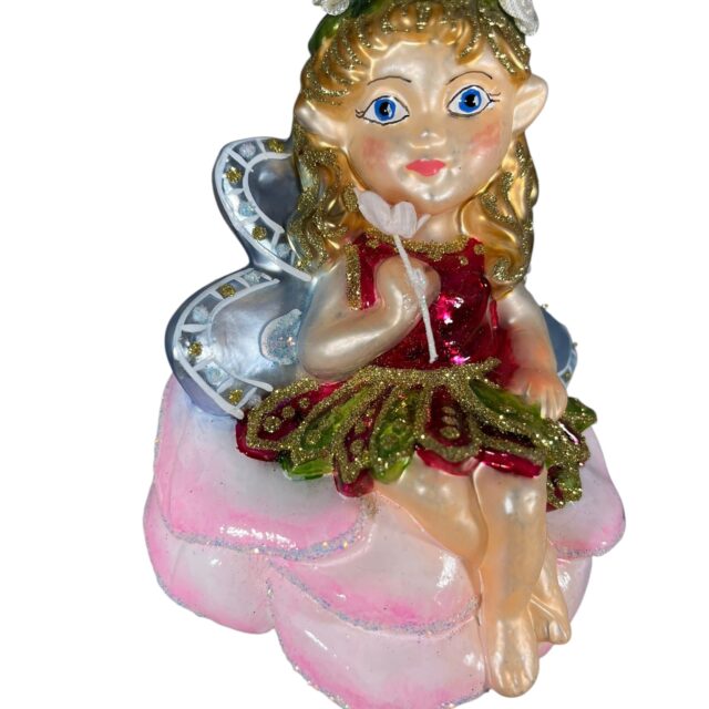 Pink baby fairy : the fairy princess she is the heiisch of the nature kingdom , here role will be to protect and take care of nature.