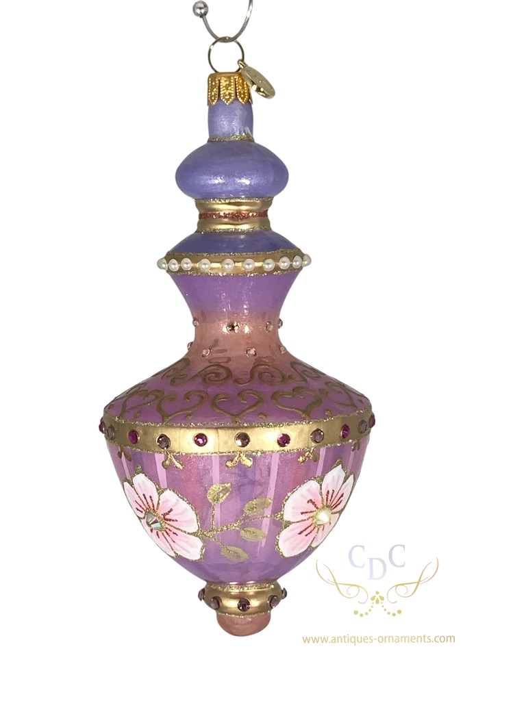 5504 perfume bottle lilac/purple Bedazzled glassornament made by the best european artists. A moment of tranquility i n your christmas decor A perfume bottle to cherish