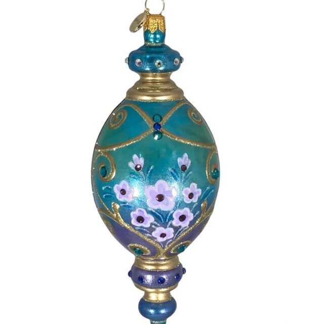 Bedazzled glassornament made by the best european artists. A moment of tranquility i n your christmas decor A perfume bottle to cherish