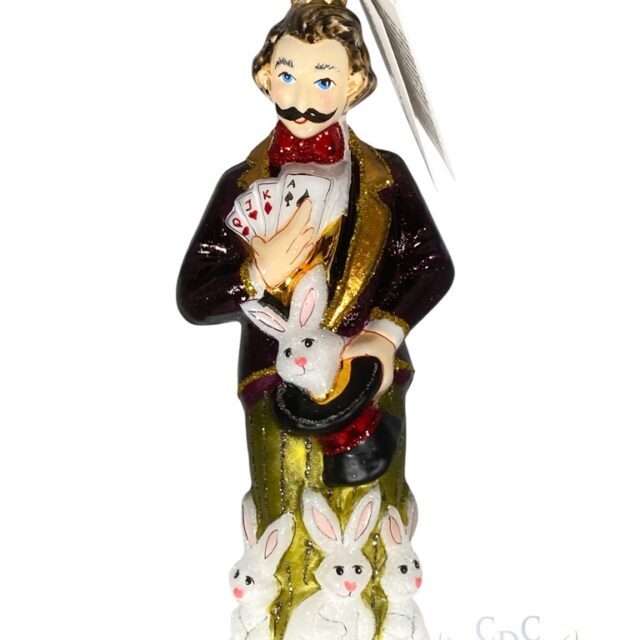 5543 Circus : Magician This magician is doing his tricks with rabbits and cards. He is looking for a forever home in your christmastree