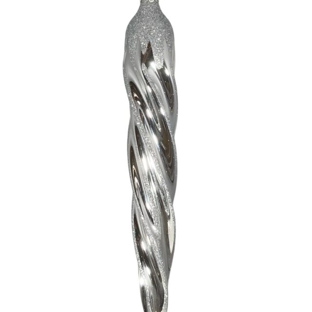 5497 icicle One of the most classic christmasdecorations ever and icicle in silver. One of the basics for every collector. Fro me it was mfirst ornament ever