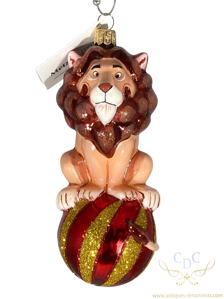 5548 Circus : lion on ball lion,circus,christmasdecoration, wildlife, king of the jungle, doing tricks,