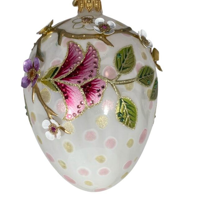 A real beauty this tanslucent egg, decorated with sparkle stones;