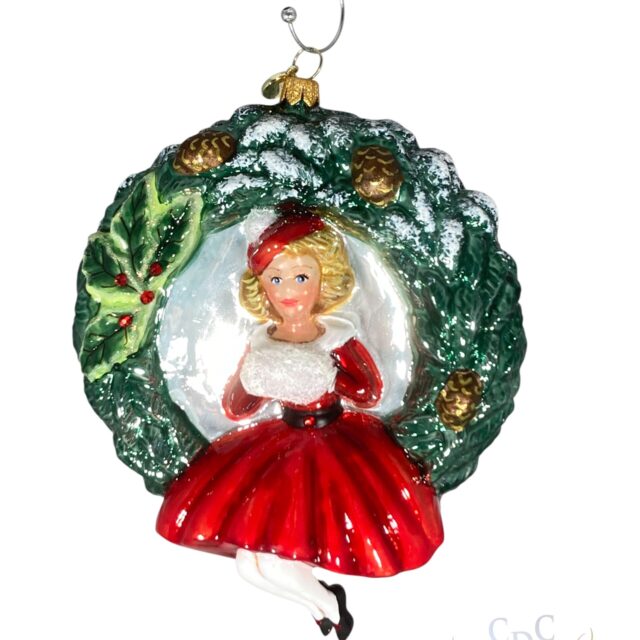 5611 Gril in wreath