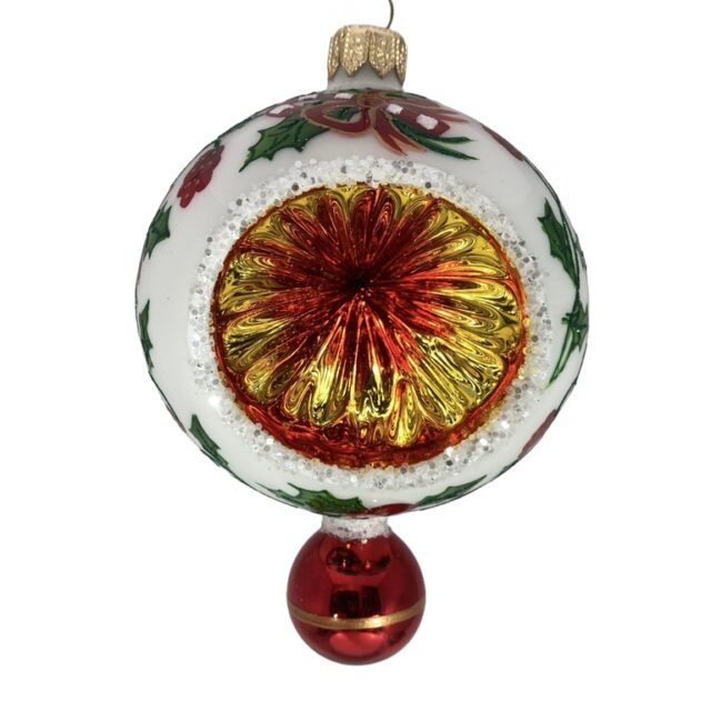 Classic christmasmdecoration in a new suit